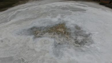 Sivas'ta kuruyan göl Ay yüzeyini andırdı