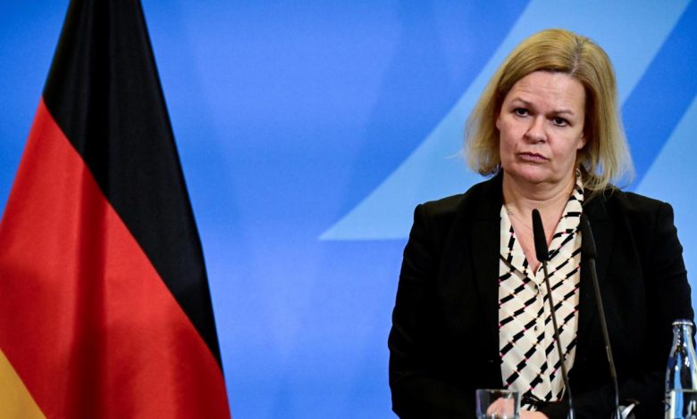 Almanya İçişleri Bakanı: Aşırı sağcılık demokrasimiz için en büyük tehdittir