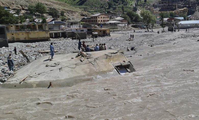 Pakistan'daki muson yağmurları sebebiyle ölenlerin sayısı 1314 oldu