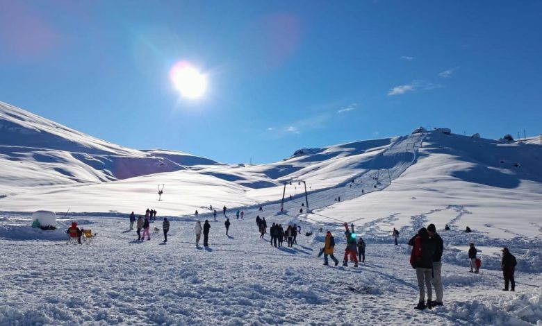 Kayak merkezlerindeki kar kalınlığı 88 santimetre ile en fazla Antalya'da