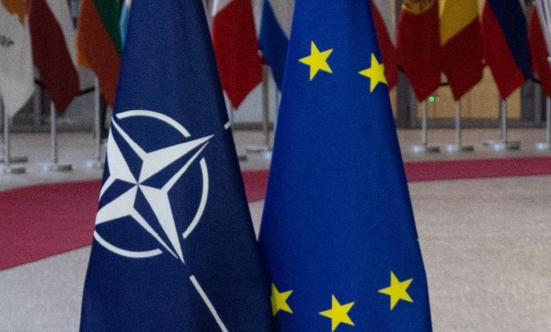 NATO ve AB artan rekabet karşısında ortaklıklarını üst seviyeye taşımaya kararlı