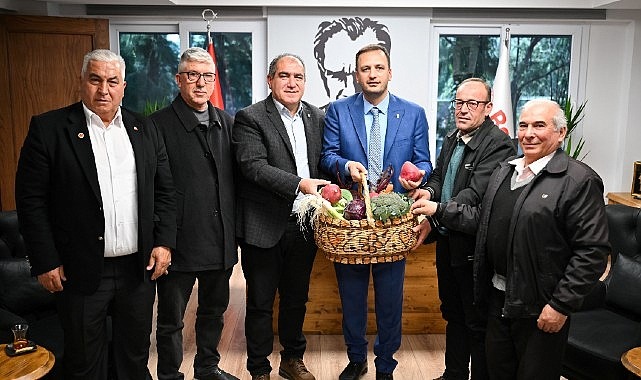 Bornova’da yerel üreticiye tam destek Bornova’da yerel üreticiye tam destek