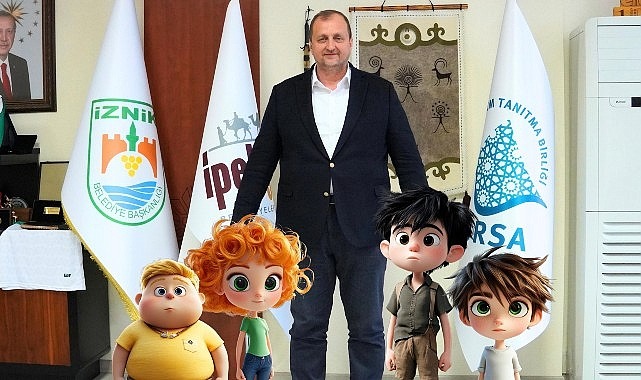 Çınar ve arkadaşları İznik Müzesi’nde Çınar ve arkadaşları İznik Müzesi’nde