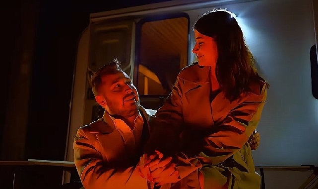 Mahmut Görgen, ‘Universal Vibes’ albümünün ikinci video klibini yayınladı! Mahmut Görgen, ‘Universal Vibes’ albümünün ikinci video klibini yayınladı!
