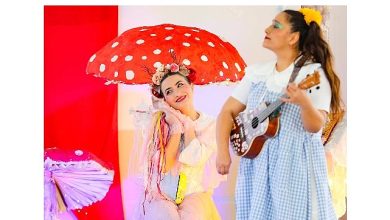 Aliağa Belediyesi Orman Tiyatrosu İlk Oyunuyla Sahnede Aliağa Belediyesi Orman Tiyatrosu İlk Oyunuyla Sahnede