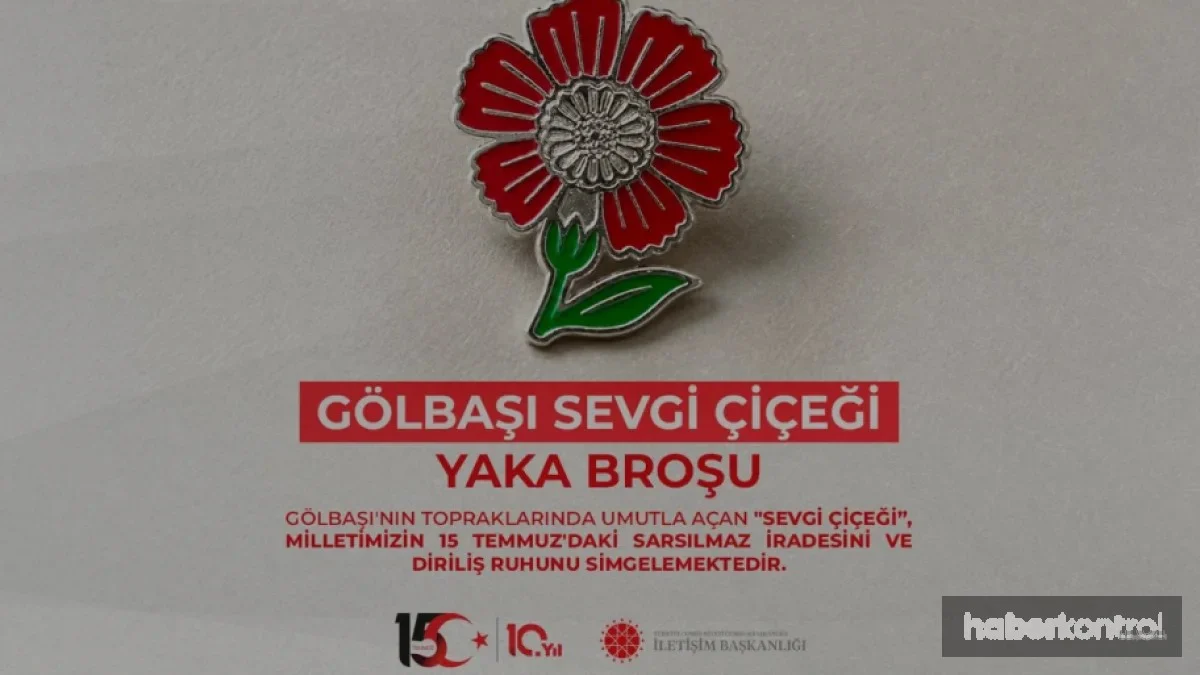 İletişim Başkanı Duran 15 Temmuz Hatıra Rozetini Tanıttı