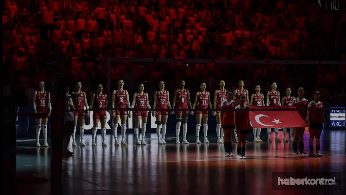 Burhanettin Duran A Milli Kadın Voleybol Takımını Tebrik Etti