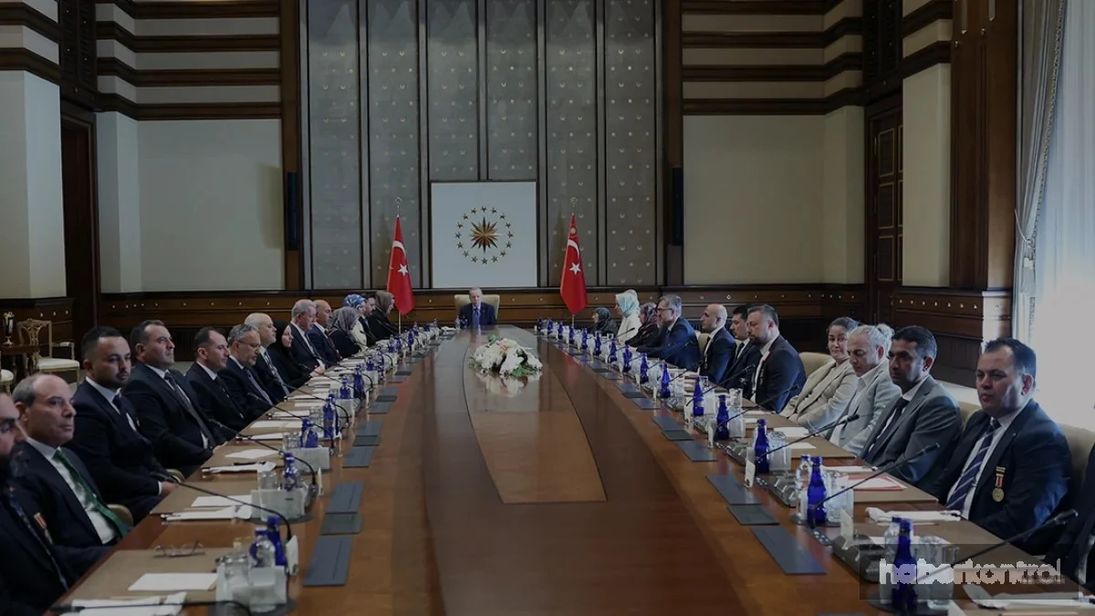 Cumhurbaşkanı Erdoğan Şehit Aileleri ve Gazilerle Bir Araya Geldi